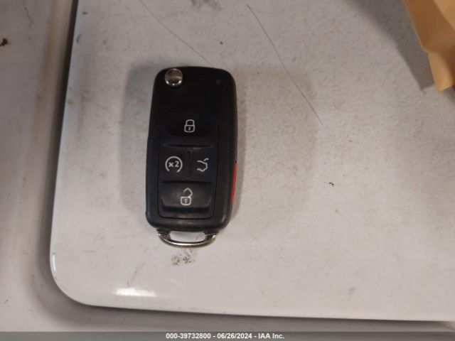 1VWMA7A37LC015840 Volkswagen Passat 2.0t R-line