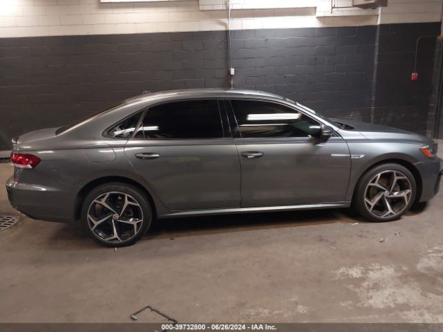 1VWMA7A37LC015840 Volkswagen Passat 2.0t R-line
