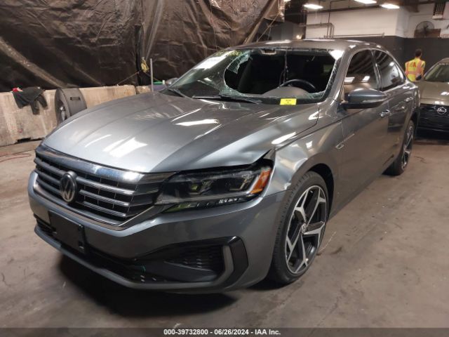 1VWMA7A37LC015840 Volkswagen Passat 2.0t R-line