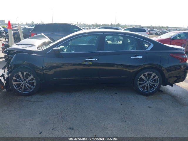 Nissan Altima 2.5 Sr 2018 1N4AL3AP6JC153089 Image 15
