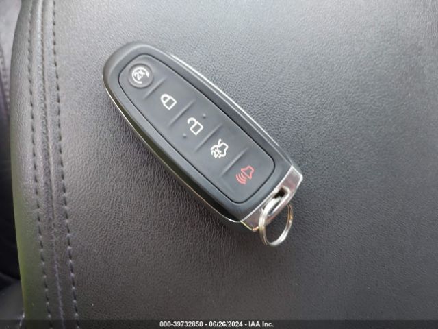 1FAHP2E87JG113757 Ford TAURUS SEL