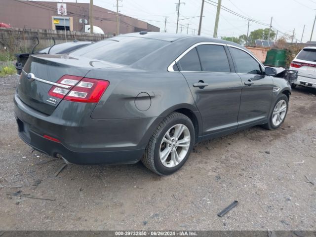1FAHP2E87JG113757 Ford TAURUS SEL