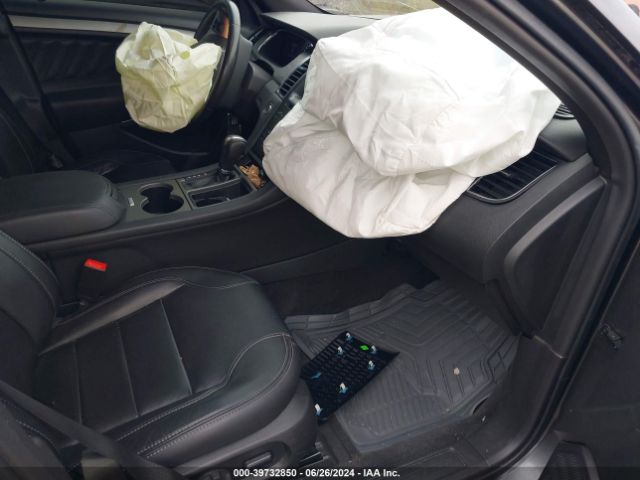 1FAHP2E87JG113757 Ford TAURUS SEL