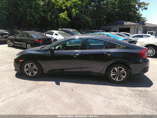 Honda Civic Lx 2018 2HGFC2F58JH508831 Image 14