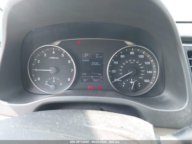 Hyundai ELANTRA SE 2017 5NPD84LF3HH057308 Image 7