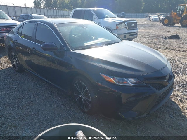 Toyota CAMRY SE 2018 JTNB11HK8J3026925 zdjęcie główne