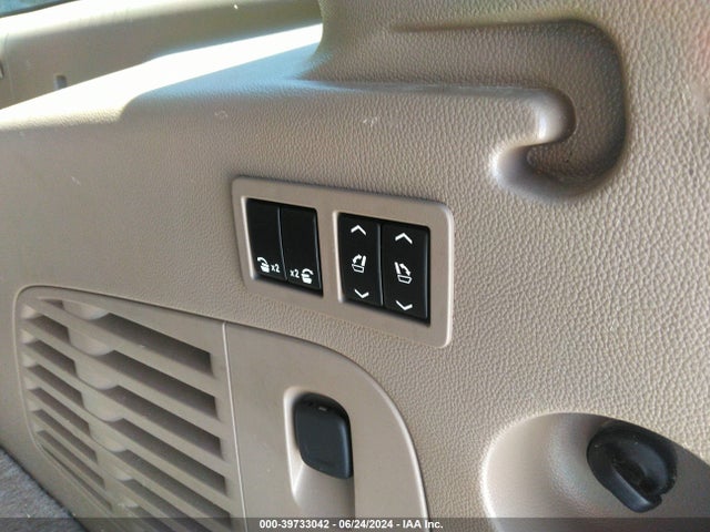 Chevrolet Suburban Lt 2016 1GNSKHKC6GR405091 Image 18
