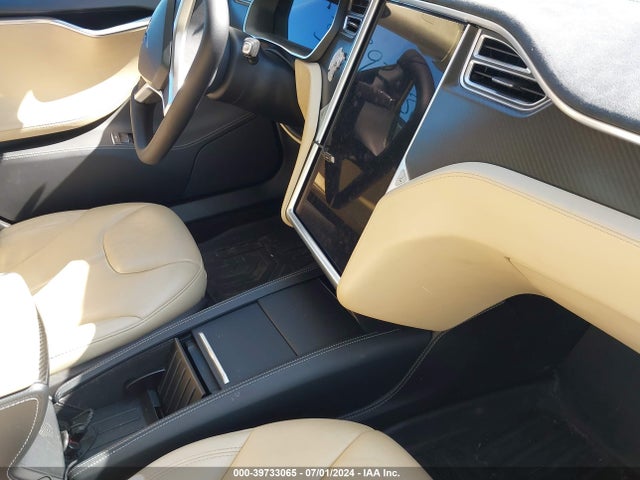 Tesla Model S P85 2014 5YJSA1H14EFP56903 Image 5