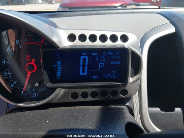 Chevrolet Sonic Lt Auto 2015 1G1JC5SHXF4187463 Image 7