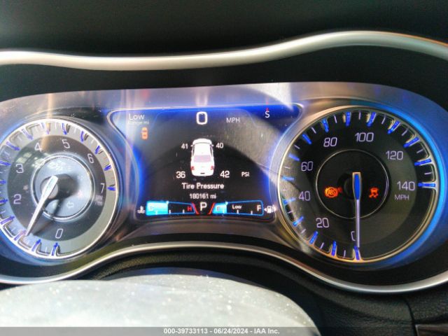 2C3CCAAG8FH904239 Chrysler 300 Limited