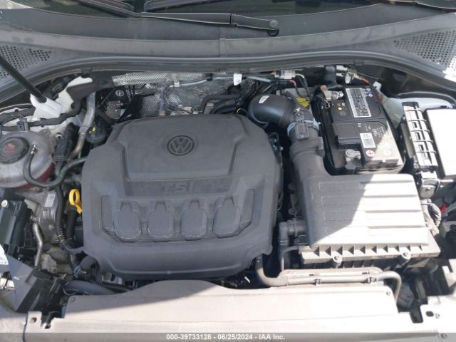 3VVCB7AX0NM133410 Volkswagen Tiguan 2.0t Se R-line Black