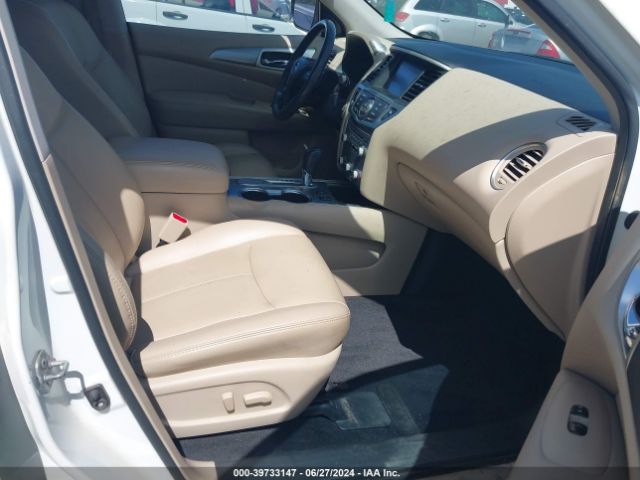 5N1DR2MN4HC606223 Nissan Pathfinder Sl