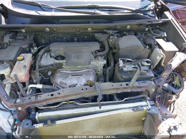 Toyota RAV4 LE 2018 2T3BFREV1JW724454 Image 10