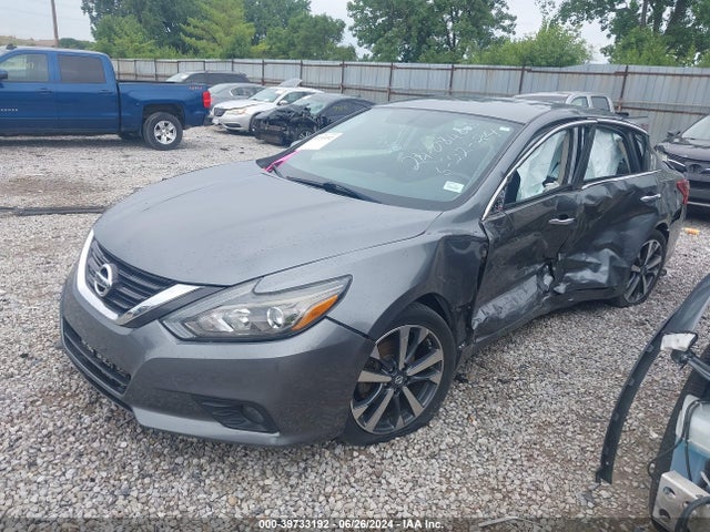 Nissan Altima 2.5 Sr 2017 1N4AL3AP2HC122142 Image 2