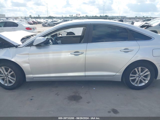 Hyundai SONATA SE 2016 5NPE24AF7GH351821 Image 14