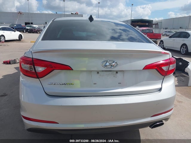 Hyundai SONATA SE 2016 5NPE24AF7GH351821 Image 16