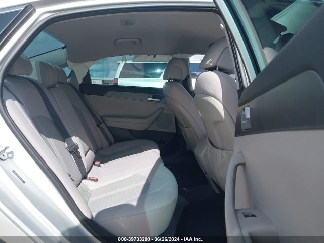 Hyundai SONATA SE 2016 5NPE24AF7GH351821 Image 8