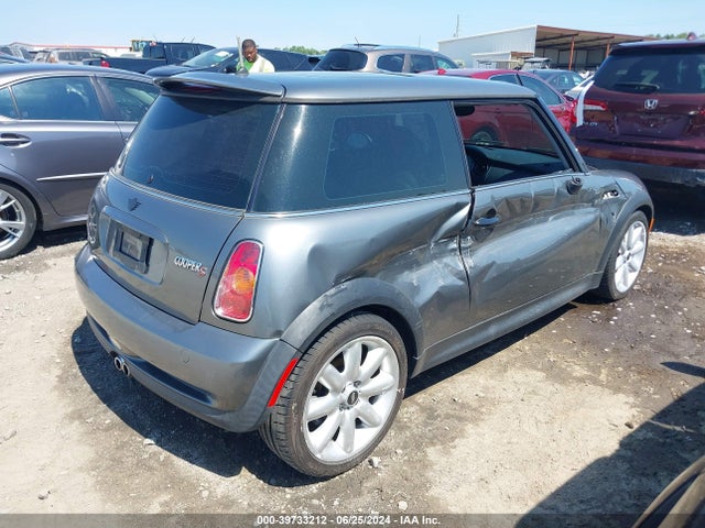 2004 MINI COOPER S WMWRE33484TD89404 Photo 3