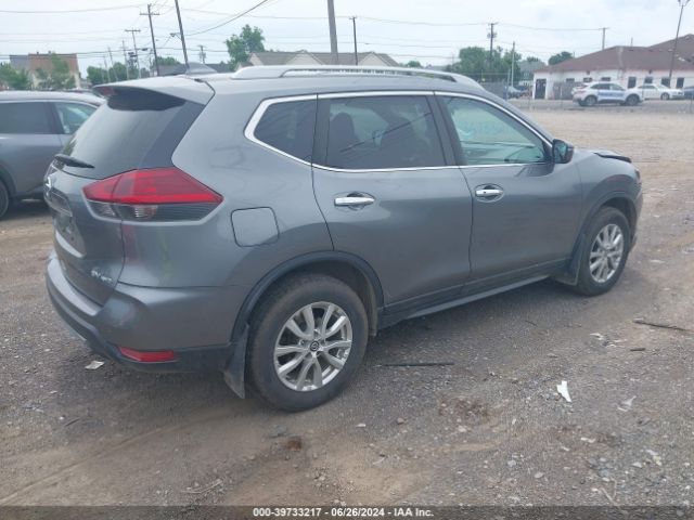 5N1AT2MV2JC705956 Nissan ROGUE SV
