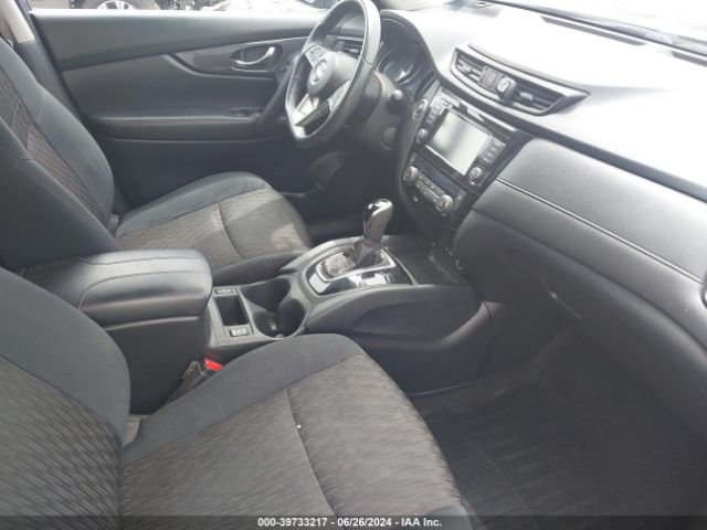 5N1AT2MV2JC705956 Nissan ROGUE SV