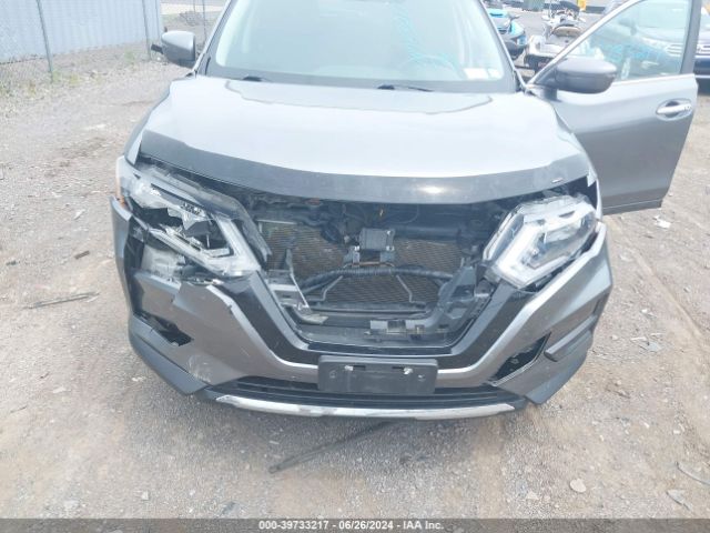 5N1AT2MV2JC705956 Nissan ROGUE SV