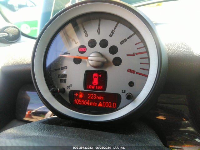2010 MINI COOPER S WMWMF7C55ATX44089 Photo 6