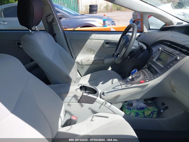 Toyota Prius 2015 JTDKN3DU9F0402195 Image 5