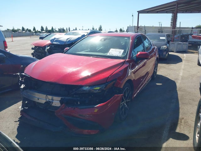 Toyota CAMRY SE 2021 4T1G11AK1MU493831 Image 2