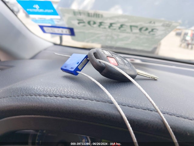 Toyota COROLLA LE 2018 5YFBURHE8JP747371 Image 11