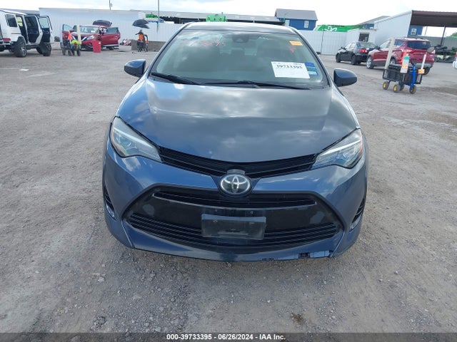 Toyota COROLLA LE 2018 5YFBURHE8JP747371 Image 12