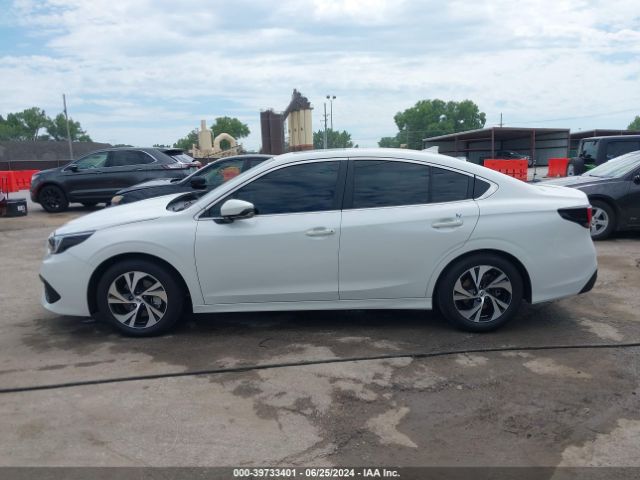 4S3BWAF63N3009175 Subaru Legacy Premium