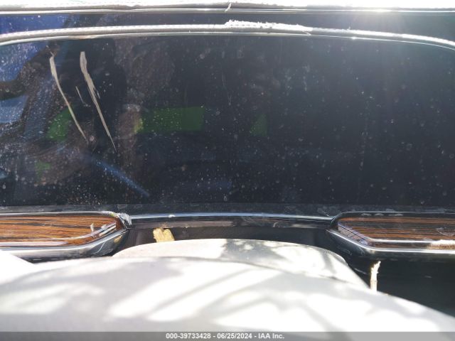 1GYS3AKL2NR345640 Cadillac Escalade 2wd Luxury