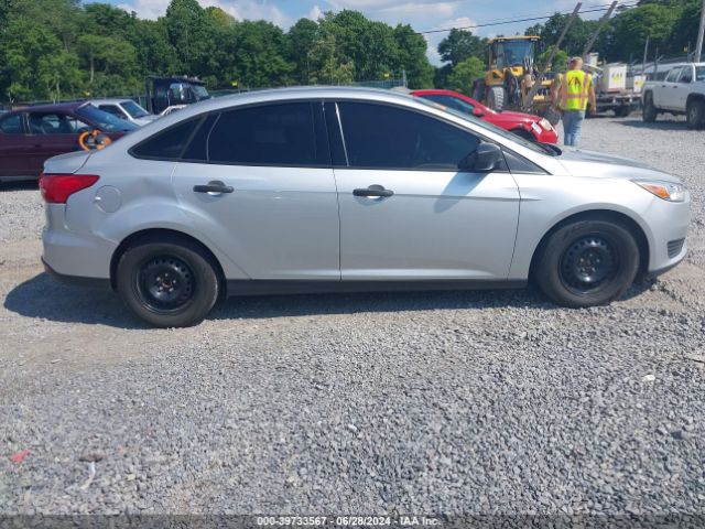 1FADP3E23JL275246 Ford FOCUS S