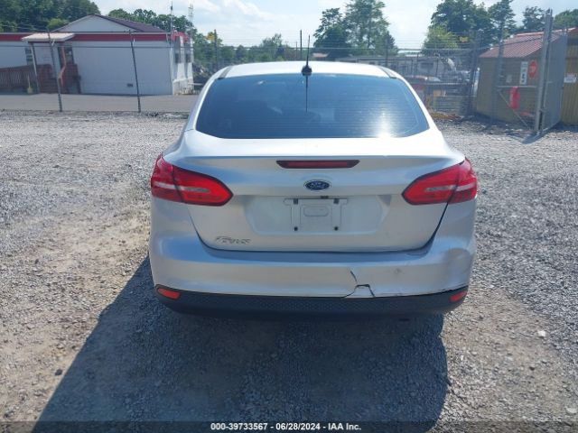 1FADP3E23JL275246 Ford FOCUS S