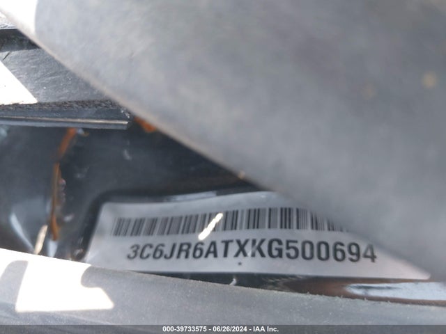 3C6JR6ATXKG500694 RAM 1500