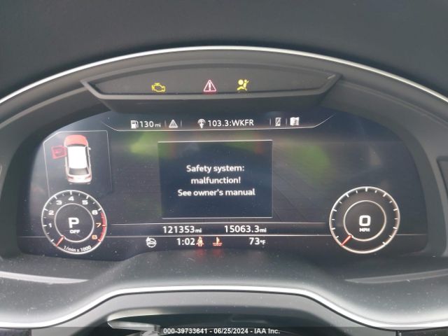 WA1LAAF71HD032765 Audi Q7 3.0t Premium