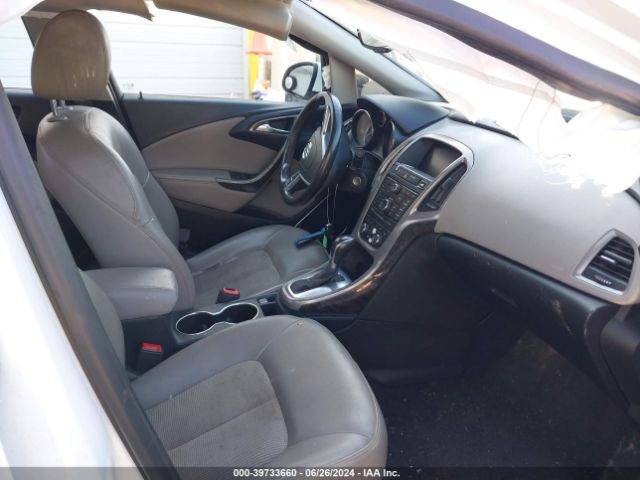 1G4PP5SK1F4196386 Buick Verano