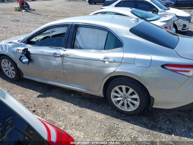 Toyota CAMRY LE 2020 4T1C11AK5LU884185 Image 13