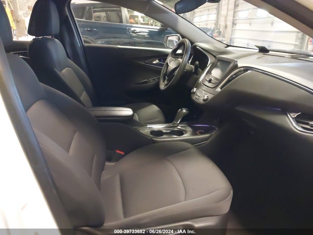 Chevrolet MALIBU LT 2018 1G1ZD5ST8JF140272 Image 5