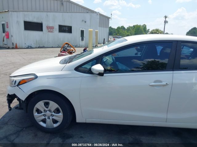 3KPFK4A71HE034281 KIA FORTE LX