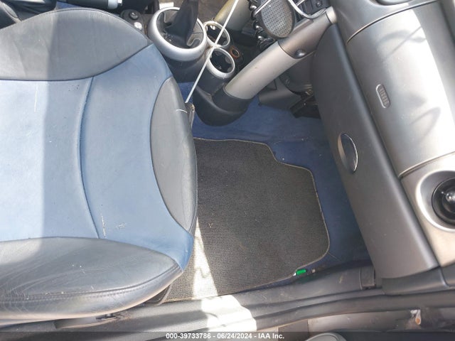 2002 MINI COOPER S WMWRE33422TD50191 Photo 4