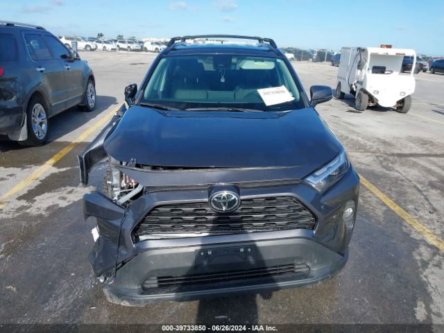 2T3P1RFV3NC305886 Toyota Rav4 Xle