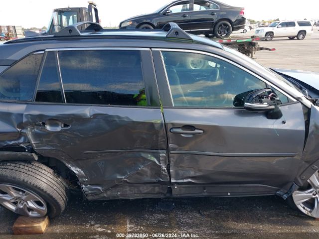 2T3P1RFV3NC305886 Toyota Rav4 Xle