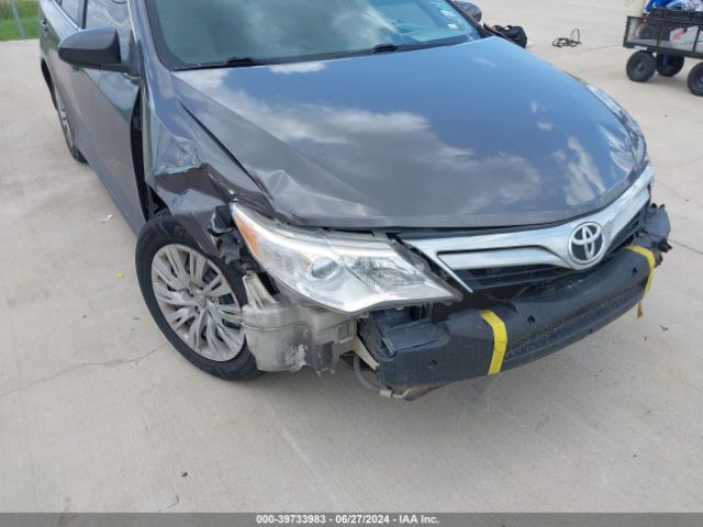 4T4BF1FK9ER433744 Toyota CAMRY L