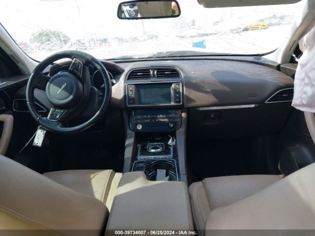 SADCK2BV3HA068685 Jaguar F-pace 35t Prestige