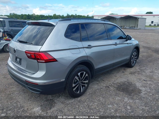 3VVRB7AX1RM083665 Volkswagen Tiguan 2.0t S