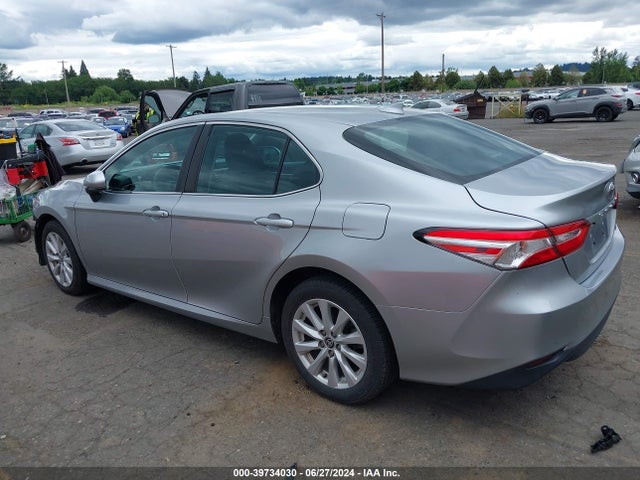 Toyota CAMRY LE 2020 4T1C11AK6LU948640 Image 3