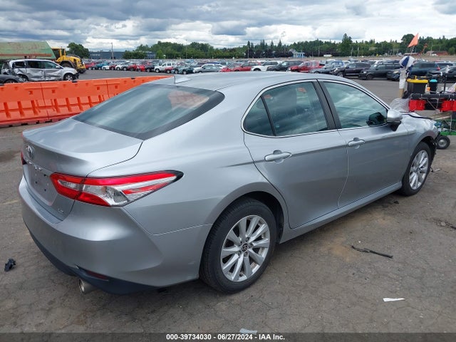 Toyota CAMRY LE 2020 4T1C11AK6LU948640 Image 4
