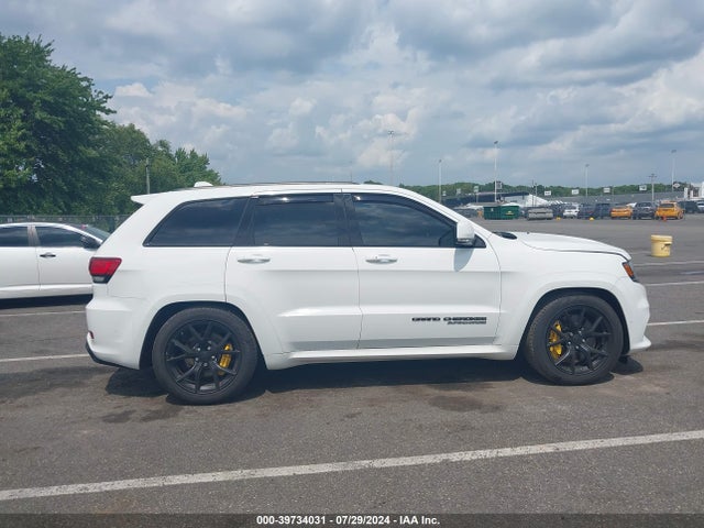 NJ1945E Jeep Grand Cherokee Trackhawk 4x4