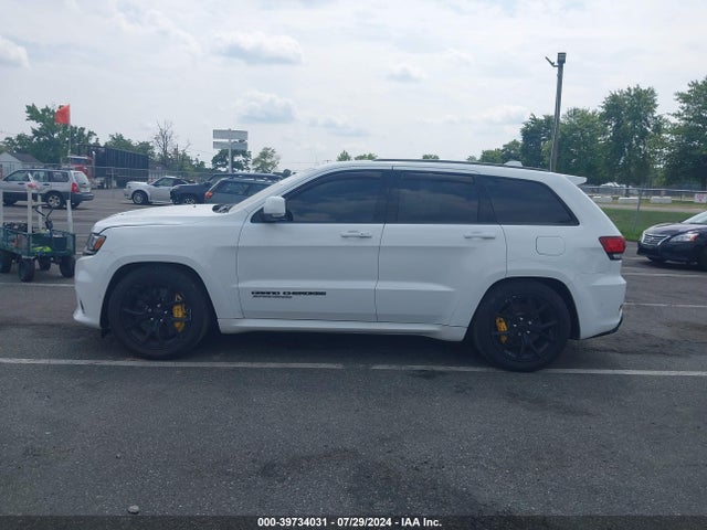 NJ1945E Jeep Grand Cherokee Trackhawk 4x4